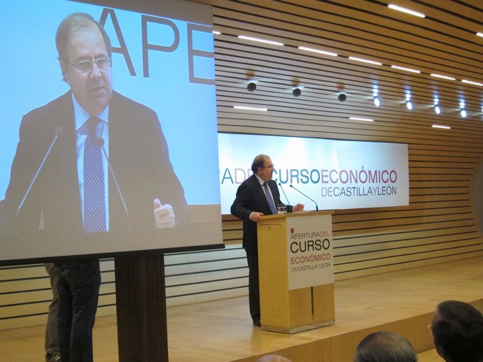 Herrera interviene en la apertura del curso económico en CyL