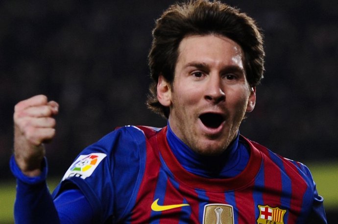 BARCELONA, SPAIN - FEBRUARY 19:  Lionel Messi of FC Barcelona celebrates after s