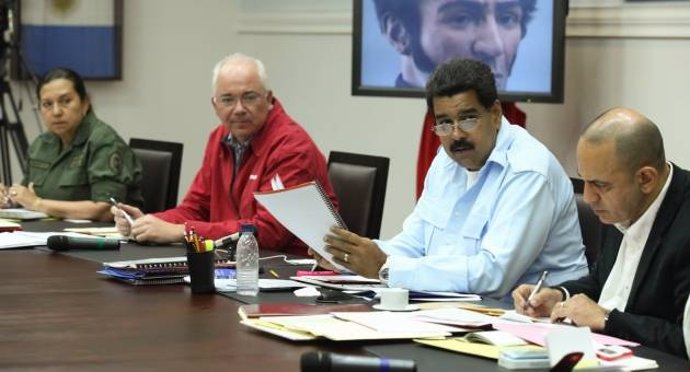 Maduro anuncia creación unidad de seguridad sistema eléctrico