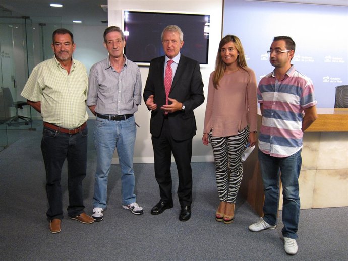 Convenio Gobierno con Federación de Peñas