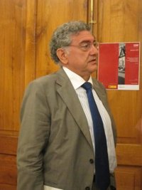 Sanidad espera tener establecidos a final de año todos los implantes que serán financiados por el SNS