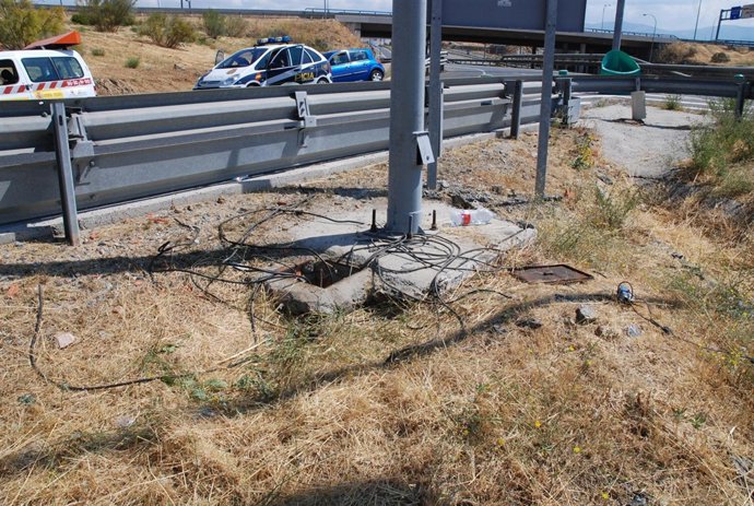 Una de las farolas donde se produjo el robo