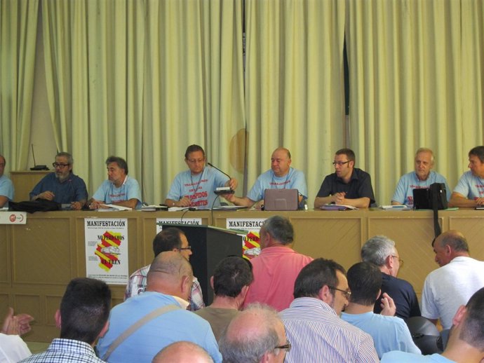 Reunión de la Asamblea de trabajadores de AUZ