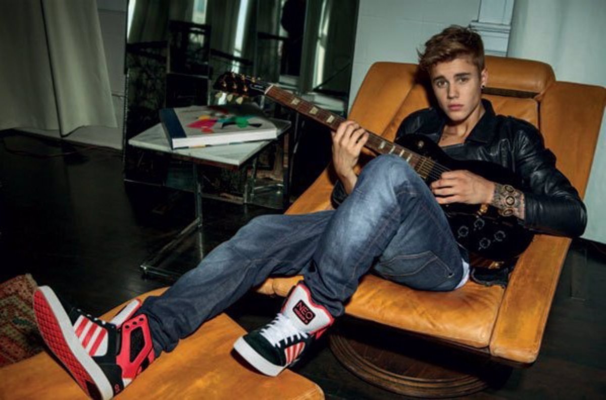 Bieber pícaro en la campaña de Adidas