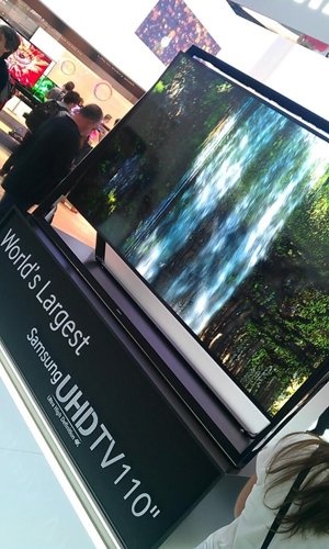 Televisor UHD de 110 pulgadas de Samsung