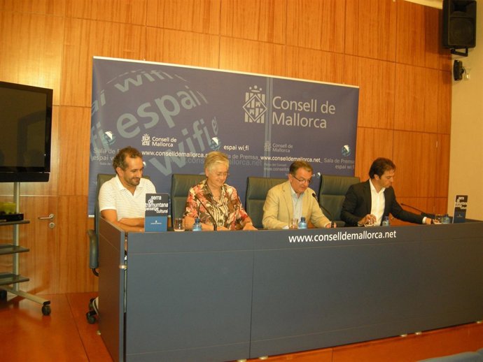 Joan Rotger presenta la programación del Teatro Principal de Palma