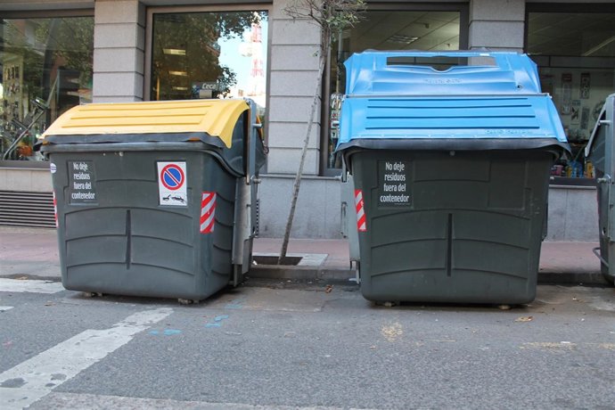 CONTENEDORES, RECICLAR, RECICLAJE, RESIDUOS, BASURA