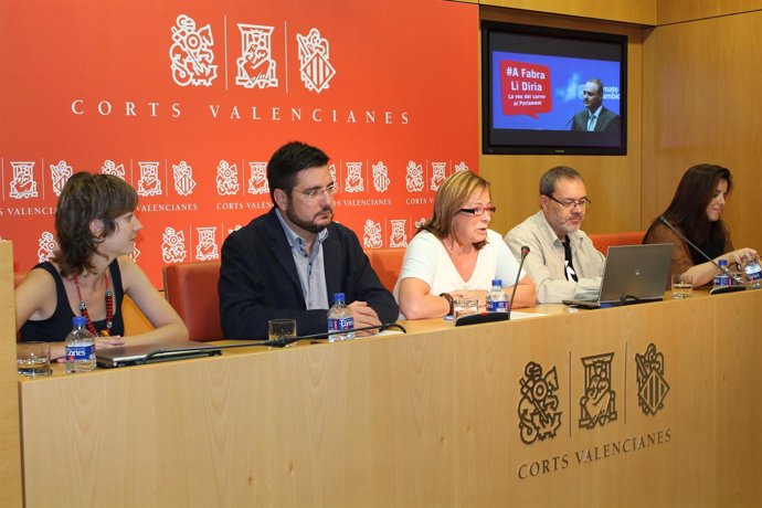 Presentación de la campaña 'A Fabra li diria'