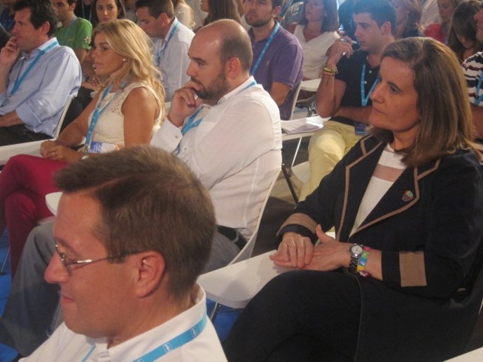 Fátima Báñez en la Escuela de Verano del PP en Gandia.