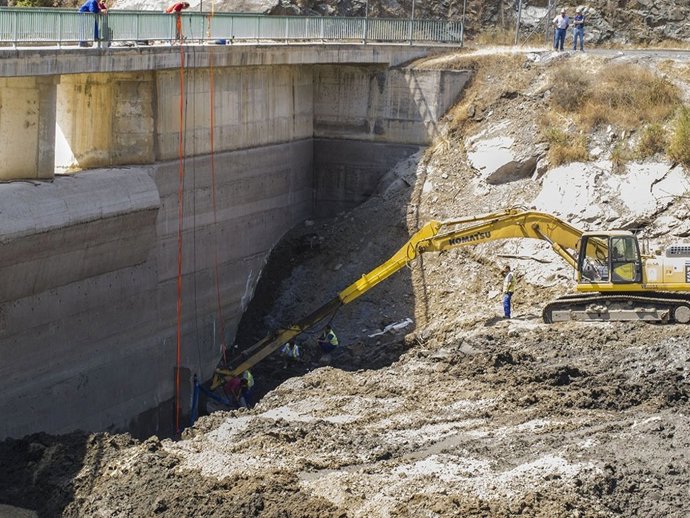 Trabajos en el río Guadaiza