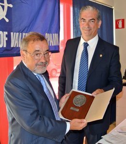 El presidente de Cierval con el presidente del Propeller Club de Valencia.