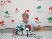 Escobar (IU) lamenta un "comportamiento caprichoso" e "irresponsable" del Banco de España con Caja Rural de Extremadura