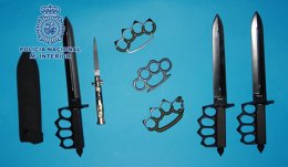 Armas intervenidas en la agresión a un menor en Castellón