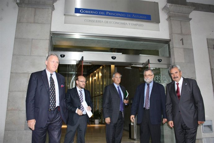 Torre con responsables de la empresa Tenneco