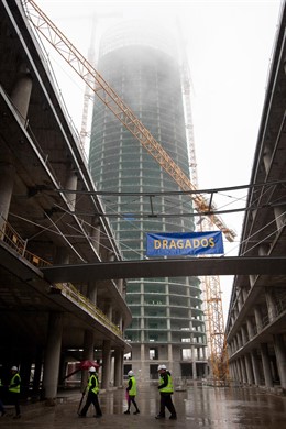 Reinicio de obras de la Torre Pelli por Dragados en Sevilla
