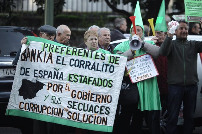 Protesta de afectados por preferentes de Bankia