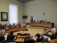 La oposición pide "rescatar" para la Administración autonómica los parques de bomberos de gestión privada