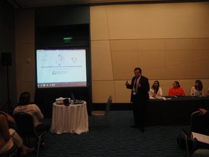 Organización Panamericana De Salud Premia El Proyecto De Universidad Saludable D