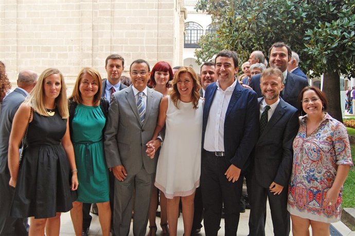 Dirigentes del PSOE de Huelva con Susana Díaz