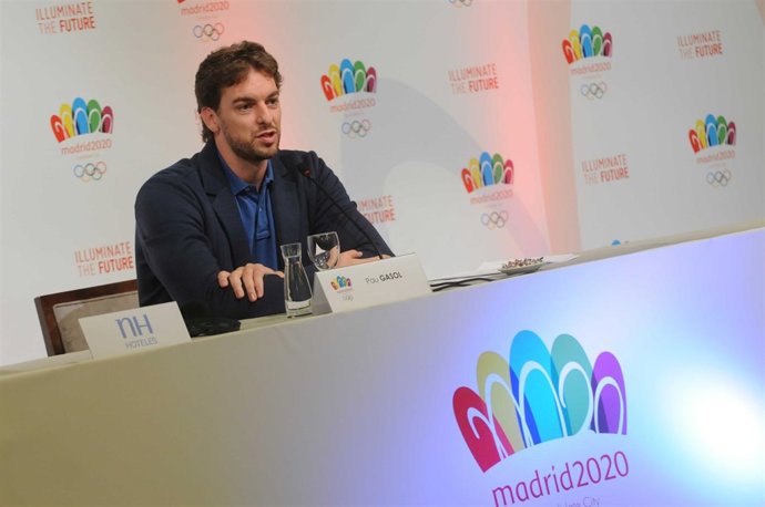 El ala-pívot español de los Lakers, Pau Gasol       