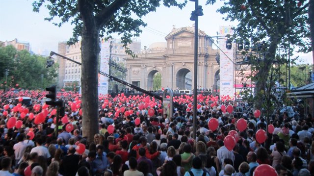 Puerta de Alcalá para animar a Madrid 2020