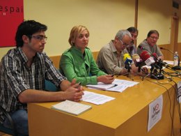 Miembros De La Plataforma 'No Vull Pagar' Y De Los Sindicatos De Los Peajes