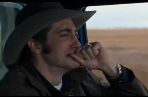 LOS HOMBRES TAMBIÉN LLORAN