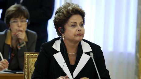 La presidenta de Brasil, Dilma Rousseff, durante la primera sesión de la cumbre 