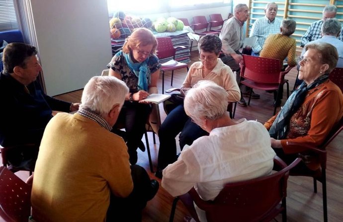 Personas mayores en San Fernando