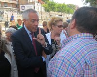 Navarro no sabía que su padre iría a la 'Via Catalana' y critica que se "hurgue" en su vida privada