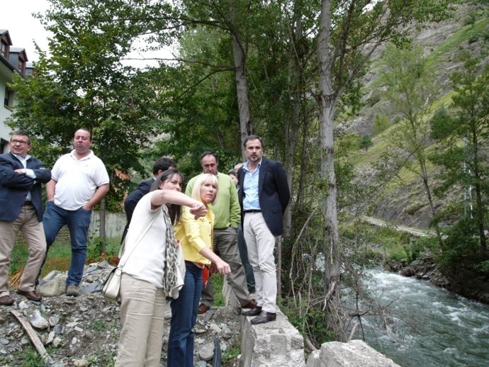 Visita al cauce del río en Llavorsí