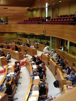 Beiras instado a abandonar el hemiciclo en el pleno del Parlamento
