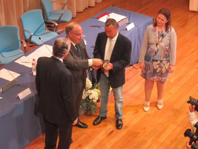 José Luis Garci recibe el V Premio UIMP a la Cinematografía