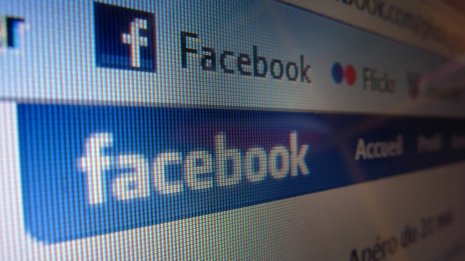 Pantalla con Facebook