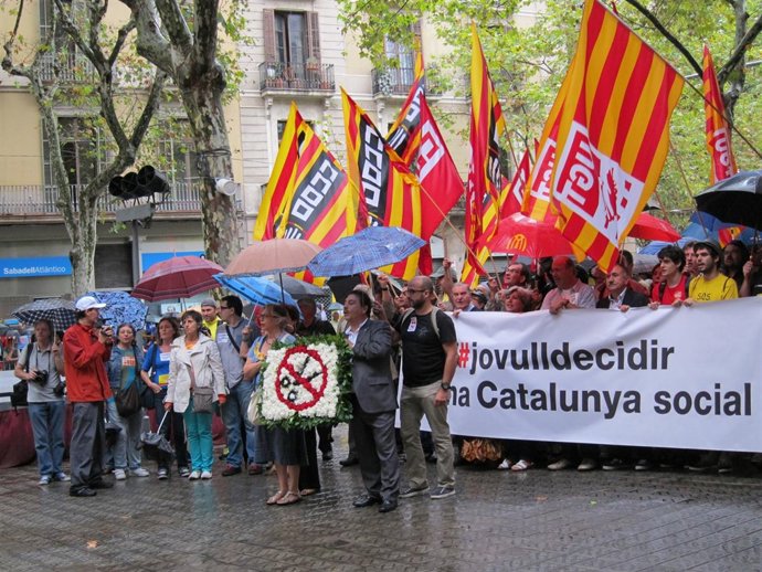Sindicatos en la ofrenda floral de la Diada