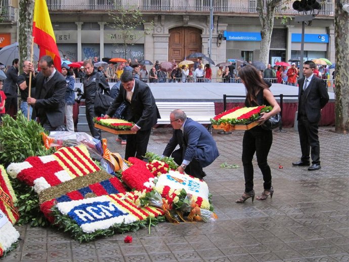 Ofrenda floral de la ACM en la Diada