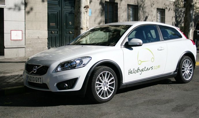 Uno de los vehículos de alquiler por horas de HelloByeCars