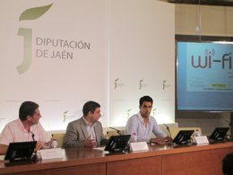 Presentación del proyecto de zonas wifi para 28 municipios de Jaén
