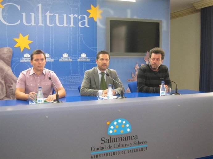 Organizadores del rally fotográfico en la presentación de la actividad