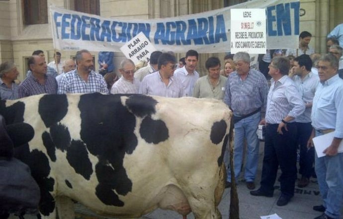 Protesta del campo llega al Ministerio de Agricultura de Argentina
