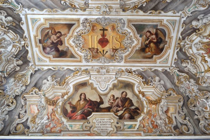 Detalle de pintura mural en uno de los templos