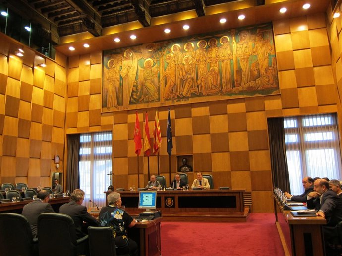 Pleno creación com. Investigación navegación con ausencia del PP