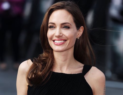  Angelina Jolie