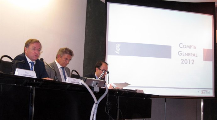 Moragues presenta la cuenta general de la Generalitat de 2012.