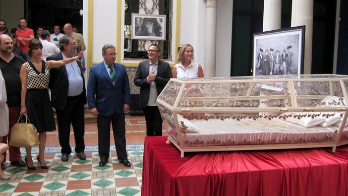 Maribel Verdú, González Macho y Zoido en la muestra de los Goya