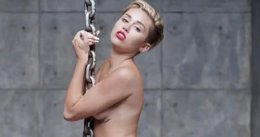 Miley Cyrus en su nuevo videoclip sexy