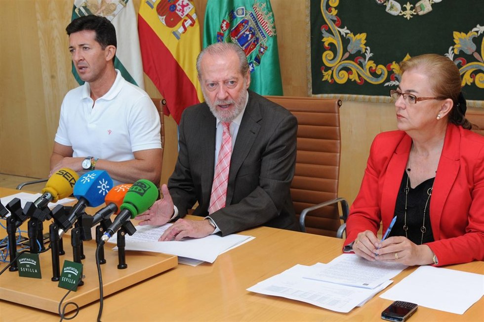 González Lora, Villalobos y Muñoz.