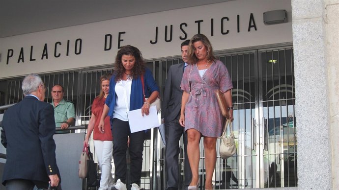 La directora de Minas de la Junta de Andalucía, María José Asensio, en juzgados.