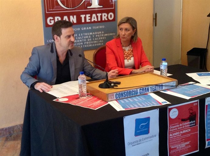 Alvaro Albiach y Trinidad Nogales