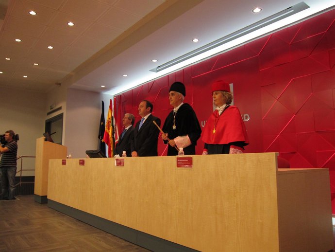 Acto apertura curso académico de la UR 2013-2014